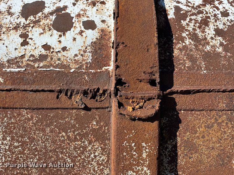 image for item NQ9510 (3) steel tanks