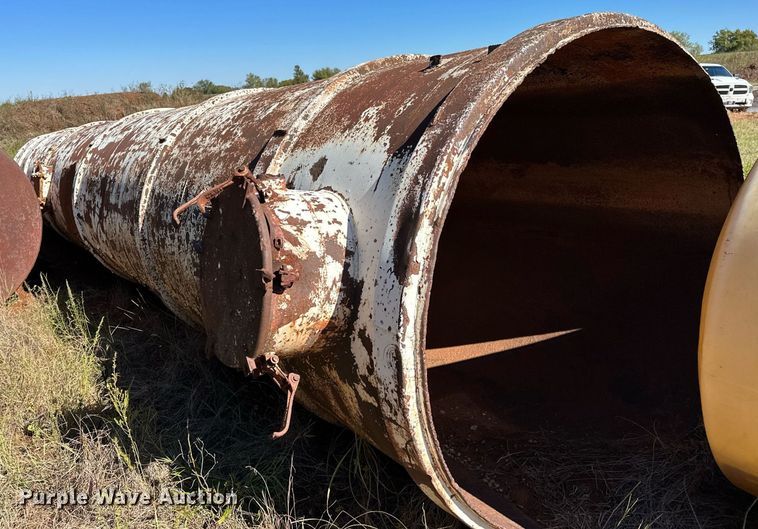 image for item NQ9510 (3) steel tanks