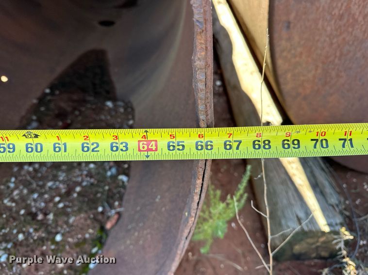 image for item NQ9510 (3) steel tanks