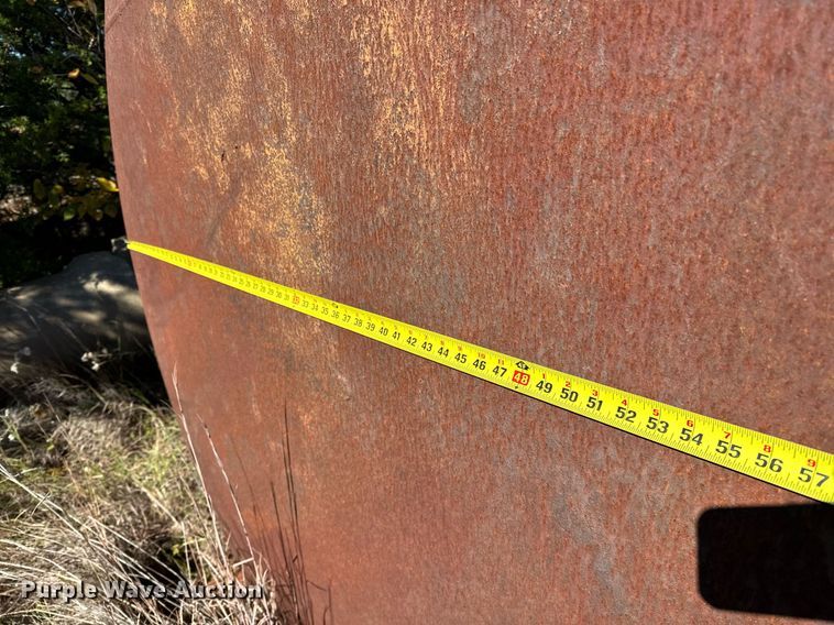 image for item NQ9510 (3) steel tanks