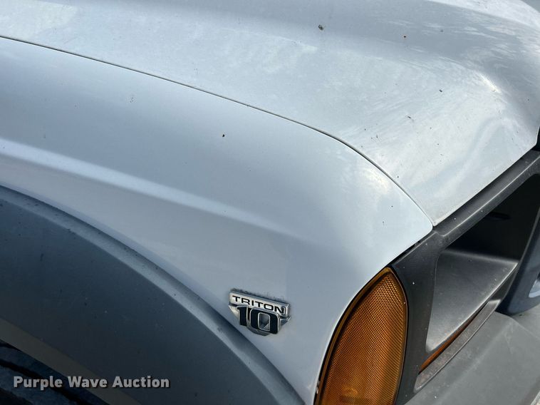 image for item NQ9993 2007 Ford F450 Super Duty XL  box truck