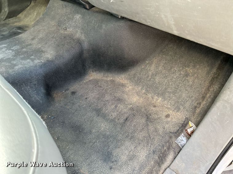 image for item NQ9993 2007 Ford F450 Super Duty XL  box truck