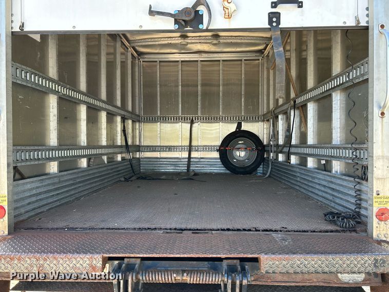 image for item NQ9993 2007 Ford F450 Super Duty XL  box truck