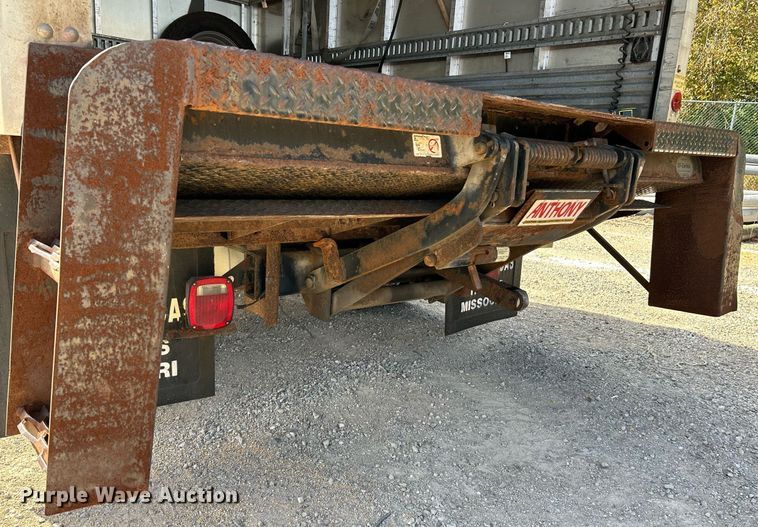 image for item NQ9993 2007 Ford F450 Super Duty XL  box truck