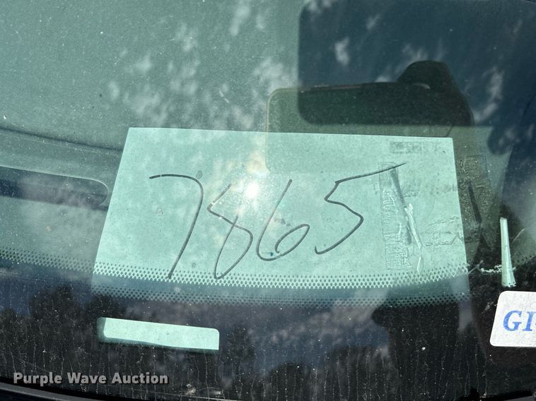 image for item NQ9993 2007 Ford F450 Super Duty XL  box truck