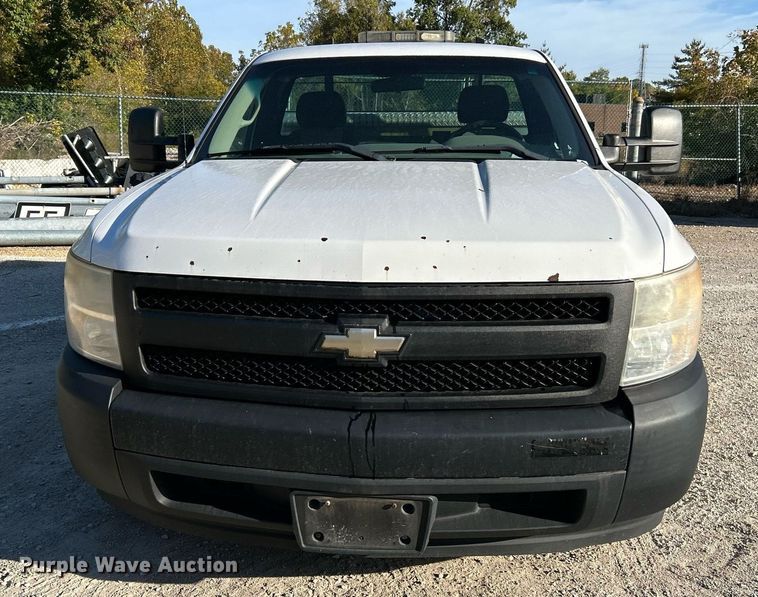 image for item NQ9994 2008 Chevrolet Silverado 1500  pickup truck