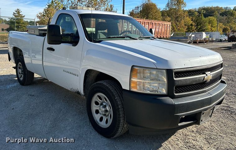 image for item NQ9994 2008 Chevrolet Silverado 1500  pickup truck