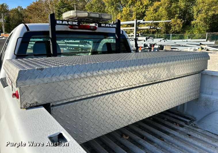 image for item NQ9994 2008 Chevrolet Silverado 1500  pickup truck