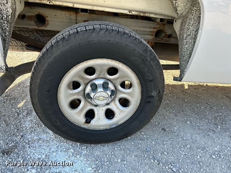 image for item NQ9994 2008 Chevrolet Silverado 1500  pickup truck
