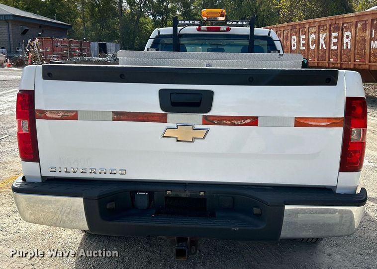 image for item NQ9995 2008 Chevrolet Silverado 1500  pickup truck