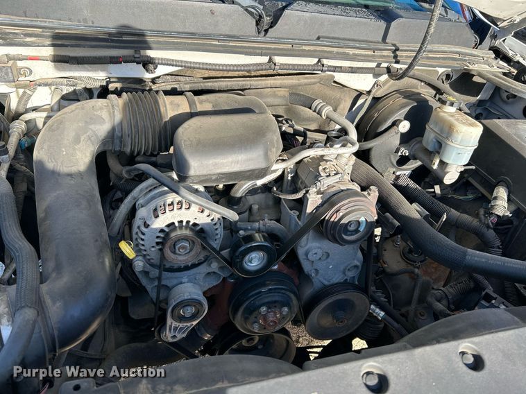 image for item NQ9996 2008 Chevrolet Silverado 1500  pickup truck
