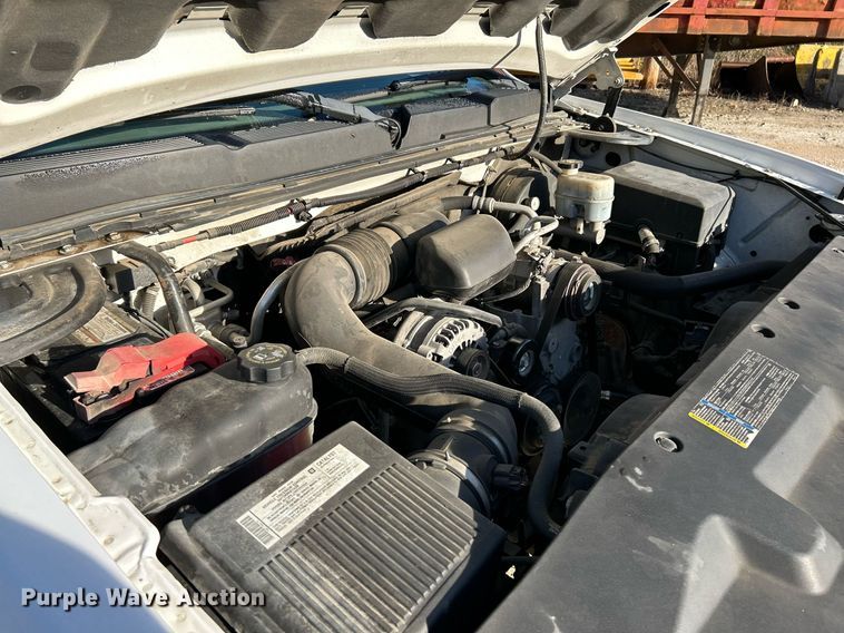 image for item NQ9996 2008 Chevrolet Silverado 1500  pickup truck