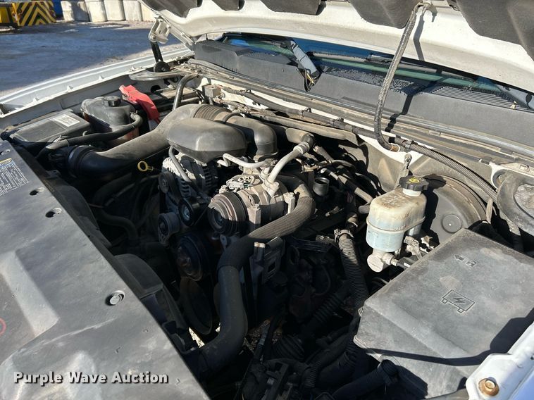 image for item NQ9996 2008 Chevrolet Silverado 1500  pickup truck
