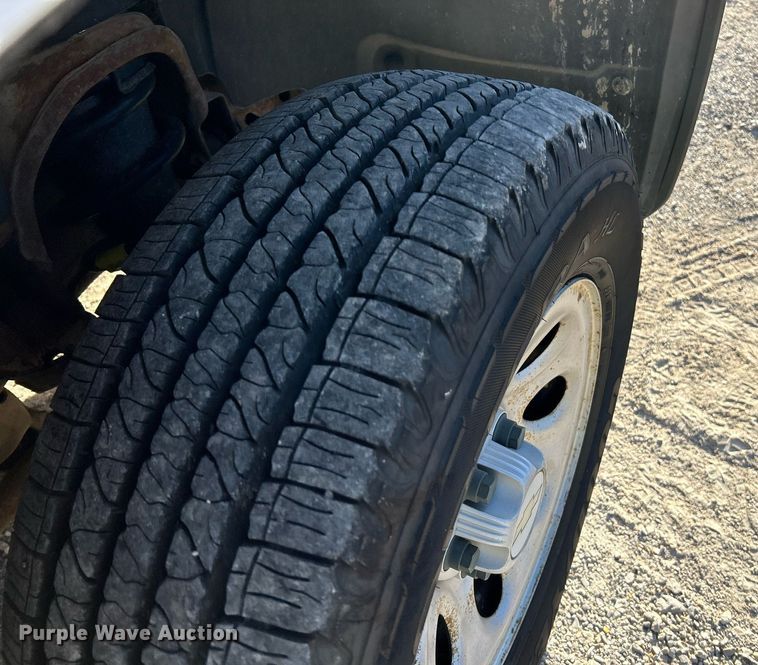 image for item NQ9996 2008 Chevrolet Silverado 1500  pickup truck