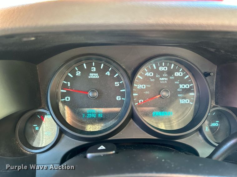 image for item NQ9998 2008 Chevrolet Silverado 1500  Ext. Cab pickup truck