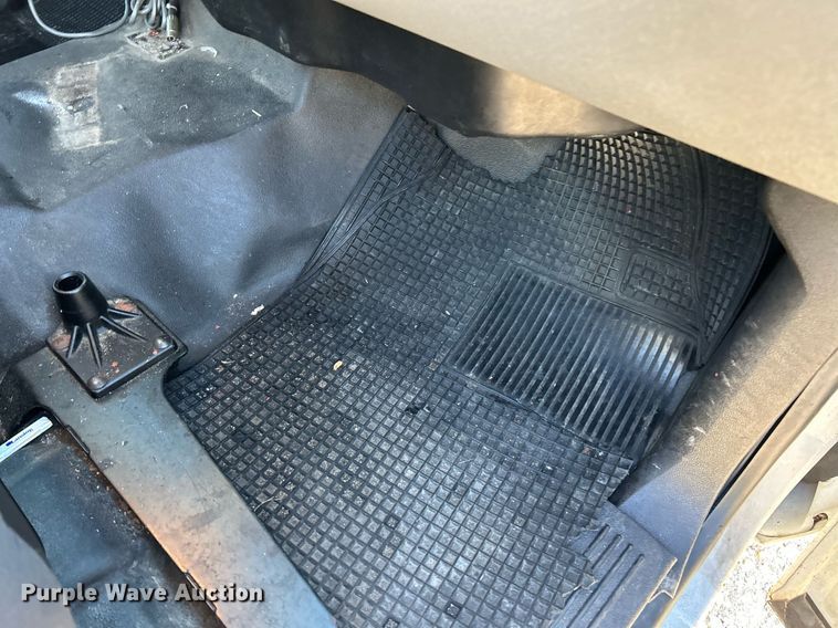 image for item NQ9998 2008 Chevrolet Silverado 1500  Ext. Cab pickup truck