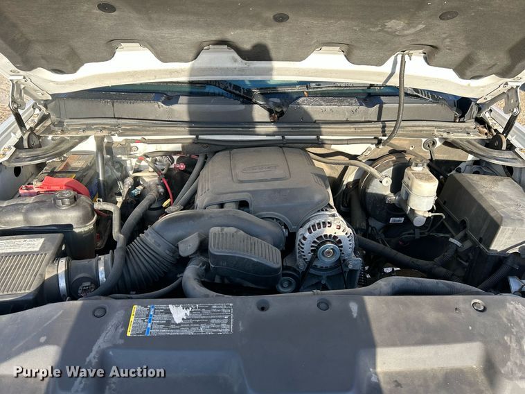 image for item NQ9998 2008 Chevrolet Silverado 1500  Ext. Cab pickup truck
