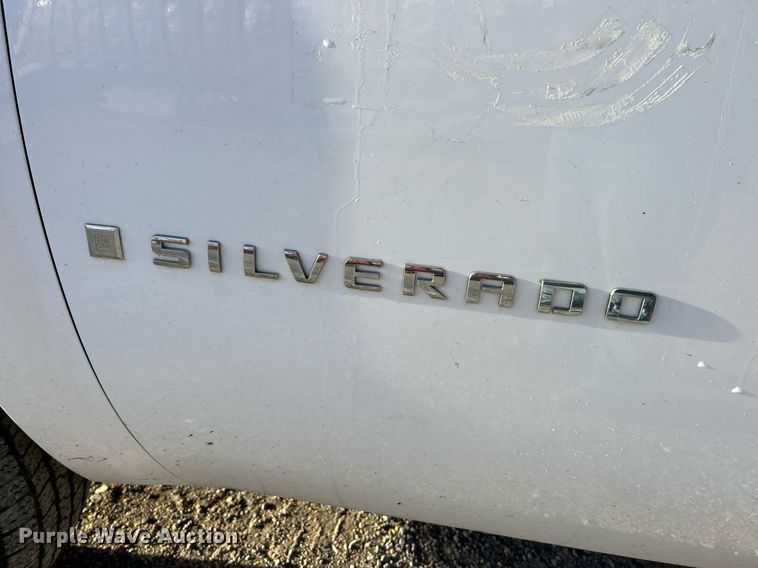 image for item NQ9998 2008 Chevrolet Silverado 1500  Ext. Cab pickup truck
