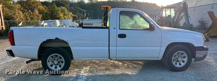 image for item NR9000 2005 Chevrolet Silverado 1500  pickup truck