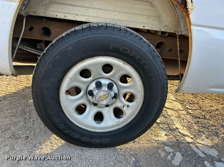 image for item NR9000 2005 Chevrolet Silverado 1500  pickup truck