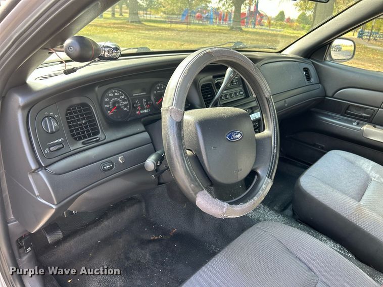 image for item NR9292 2011 Ford Crown Victoria  Police Interceptor