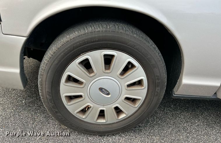 image for item NR9292 2011 Ford Crown Victoria  Police Interceptor