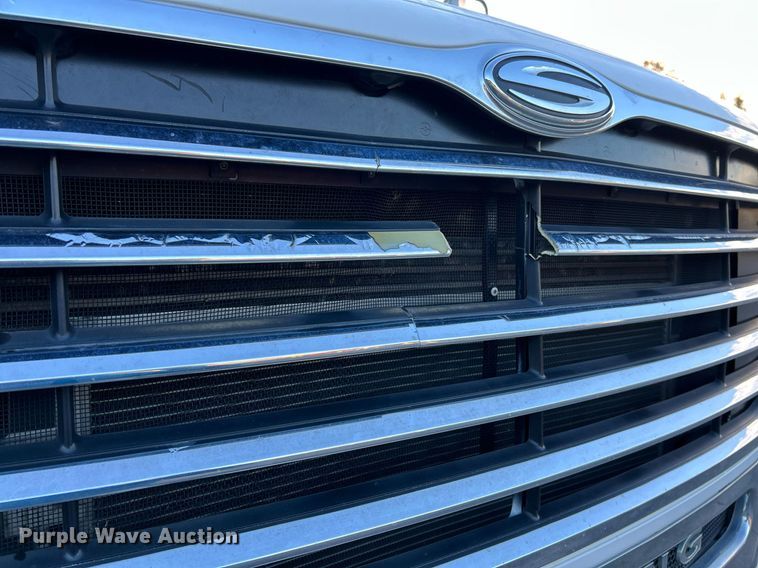 image for item NR9308 2006 Sterling L9500  vacuum truck