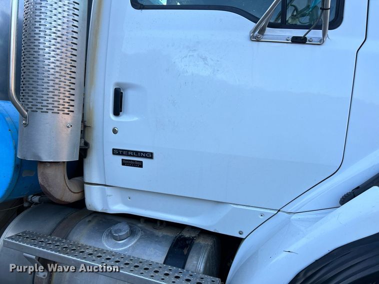 image for item NR9308 2006 Sterling L9500  vacuum truck