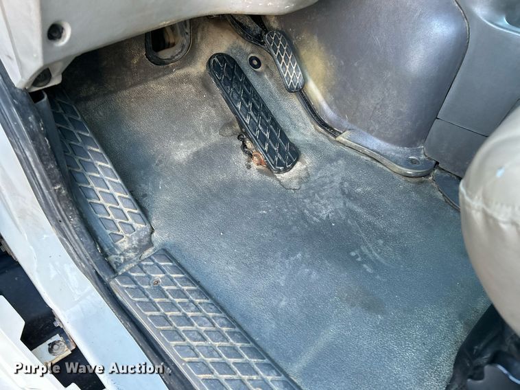 image for item NR9308 2006 Sterling L9500  vacuum truck