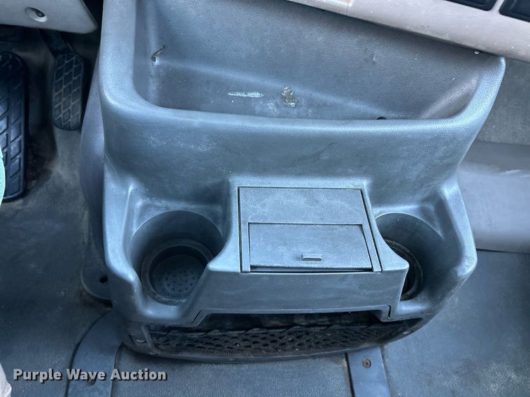 image for item NR9308 2006 Sterling L9500  vacuum truck