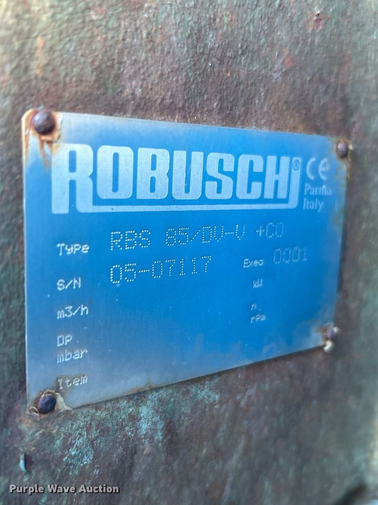 image for item NR9308 2006 Sterling L9500  vacuum truck