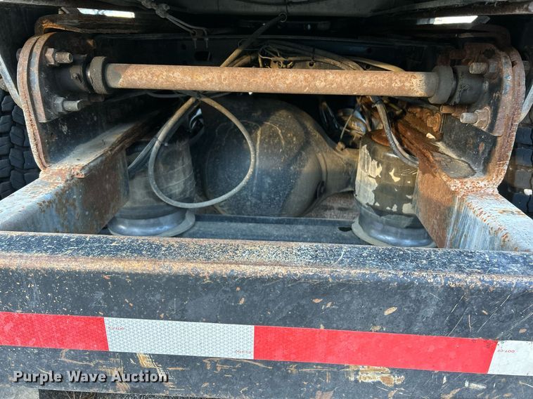 image for item NR9308 2006 Sterling L9500  vacuum truck