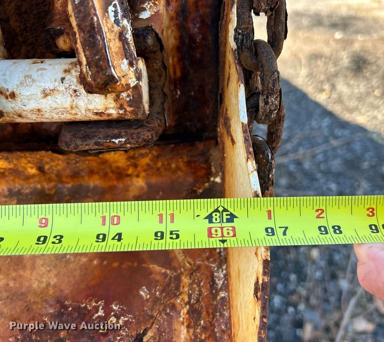 image for item NR9315 2005 International 7400  dump truck