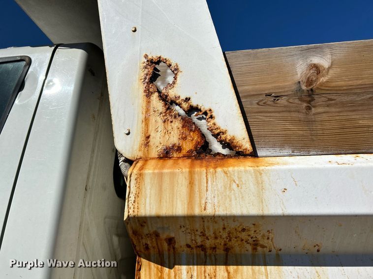 image for item NR9315 2005 International 7400  dump truck