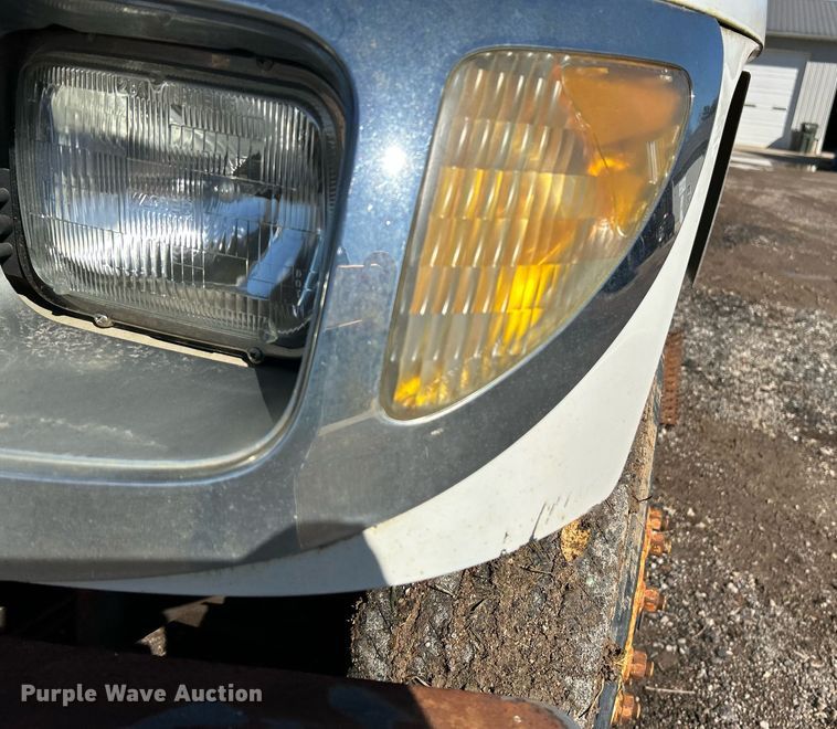 image for item NR9315 2005 International 7400  dump truck