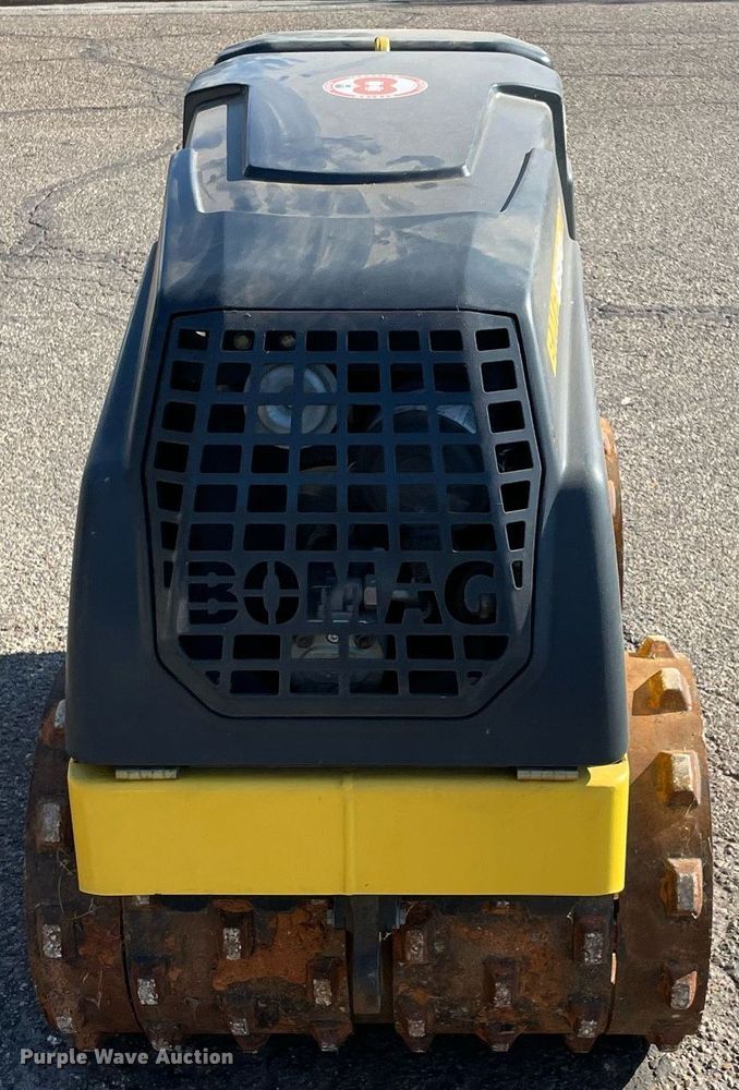 image for item NY9917 2016 Bomag BMP 8500  trench compactor
