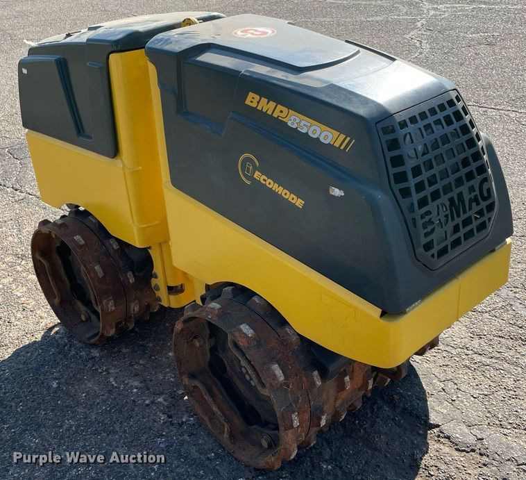 image for item NY9917 2016 Bomag BMP 8500  trench compactor
