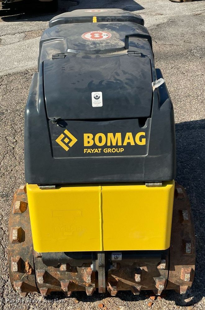 image for item NY9917 2016 Bomag BMP 8500  trench compactor