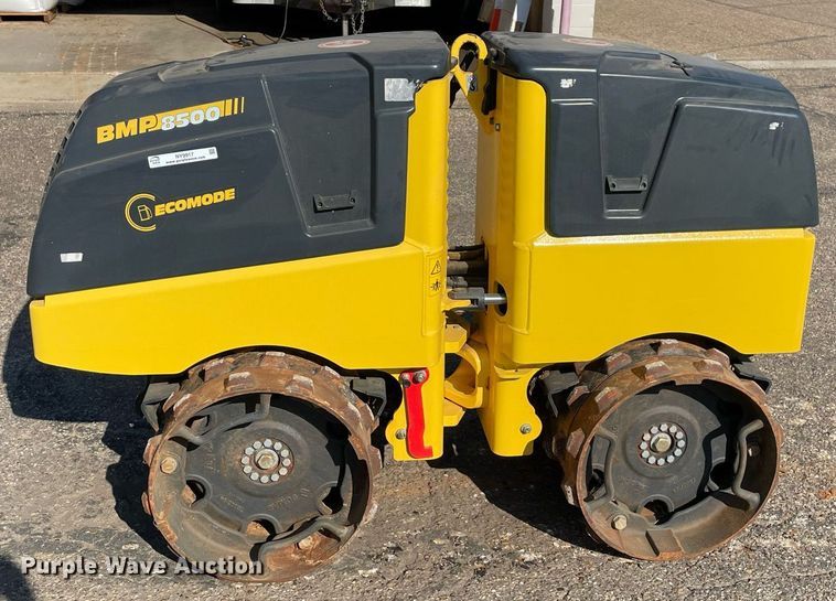 image for item NY9917 2016 Bomag BMP 8500  trench compactor