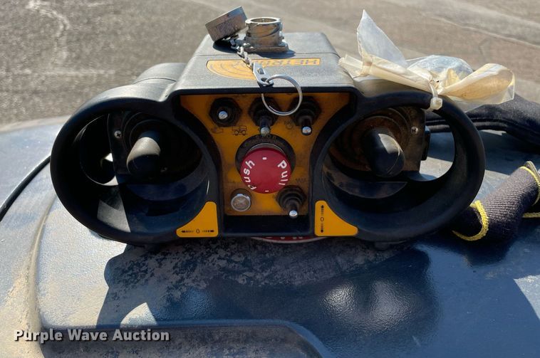 image for item NY9917 2016 Bomag BMP 8500  trench compactor