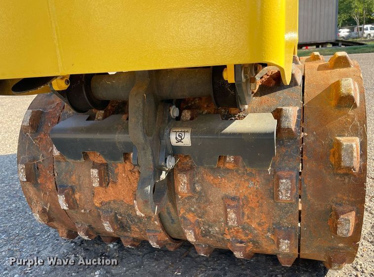 image for item NY9917 2016 Bomag BMP 8500  trench compactor