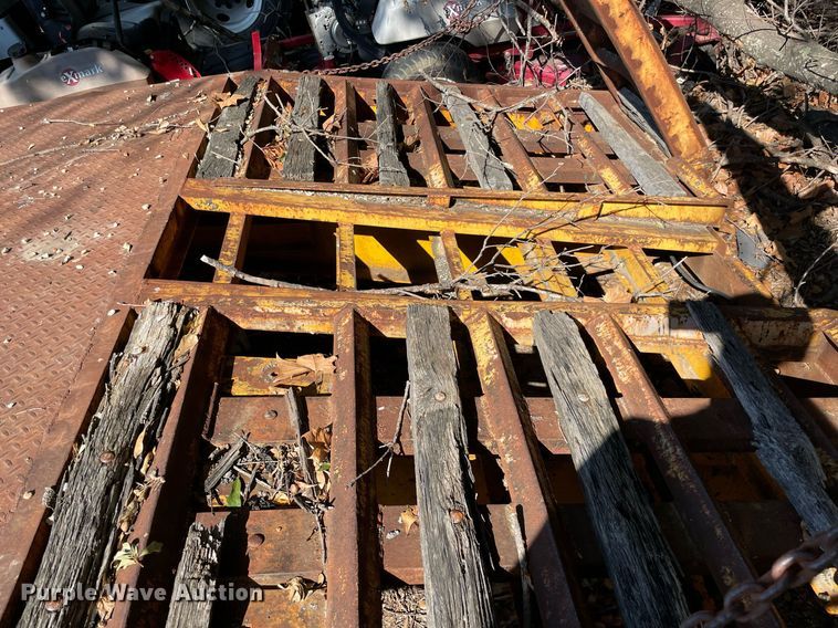 image for item NY9918 1979 Belshe  equipment trailer