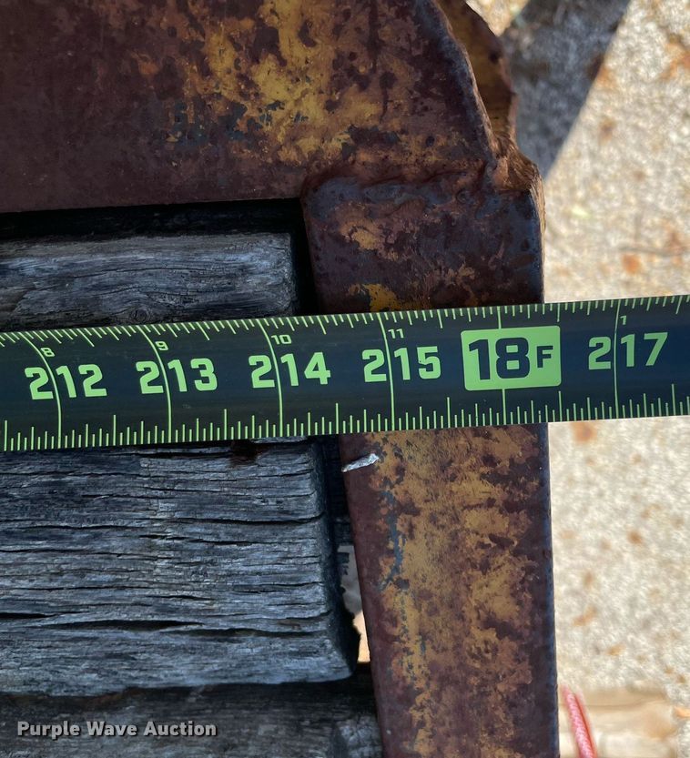 image for item NY9918 1979 Belshe  equipment trailer