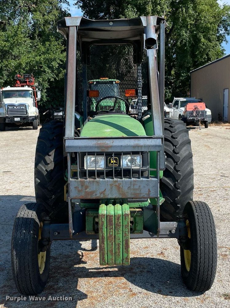 image for item NY9919 2000 John Deere 5310  tractor