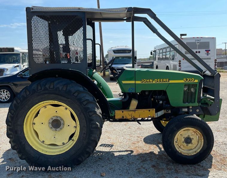image for item NY9919 2000 John Deere 5310  tractor