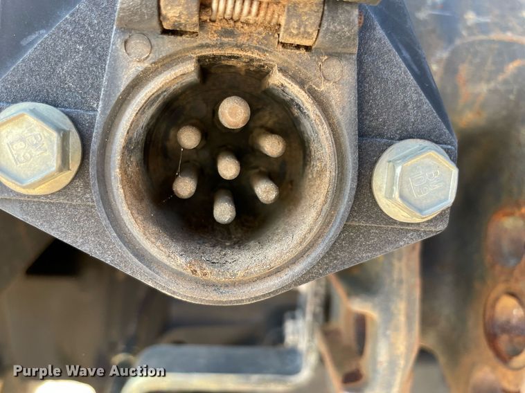 image for item NY9919 2000 John Deere 5310  tractor