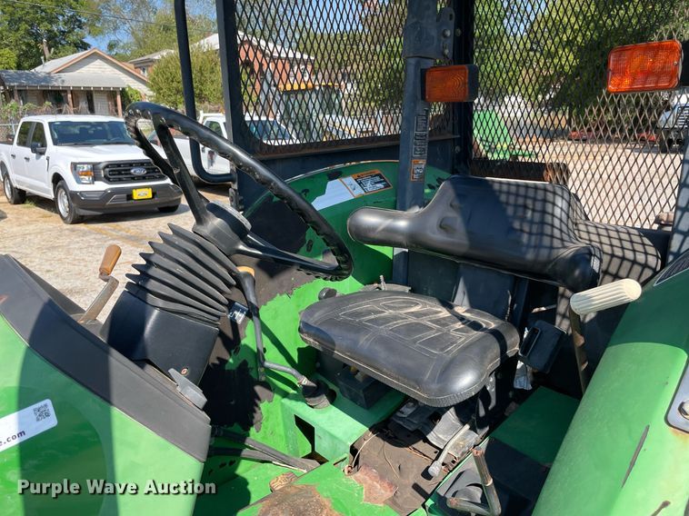 image for item NY9919 2000 John Deere 5310  tractor