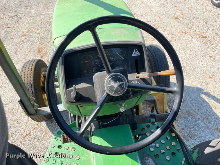 image for item NY9919 2000 John Deere 5310  tractor