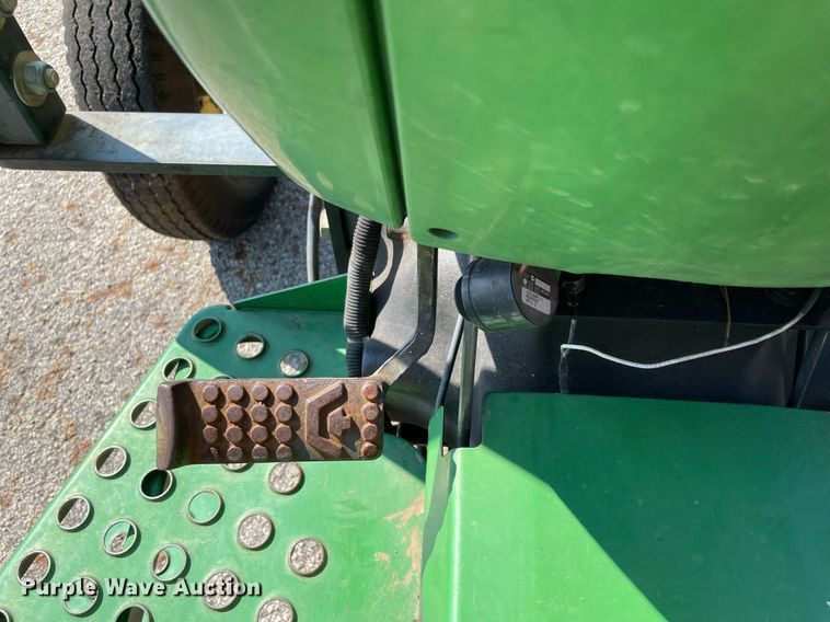 image for item NY9919 2000 John Deere 5310  tractor