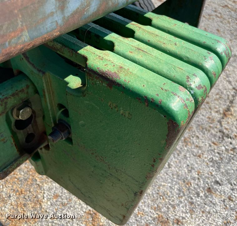 image for item NY9919 2000 John Deere 5310  tractor